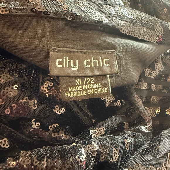 City Chic Women’s Plus Size Black Geometric Sequin Long Sleeve Dress XL 22. - Picture 7 of 7